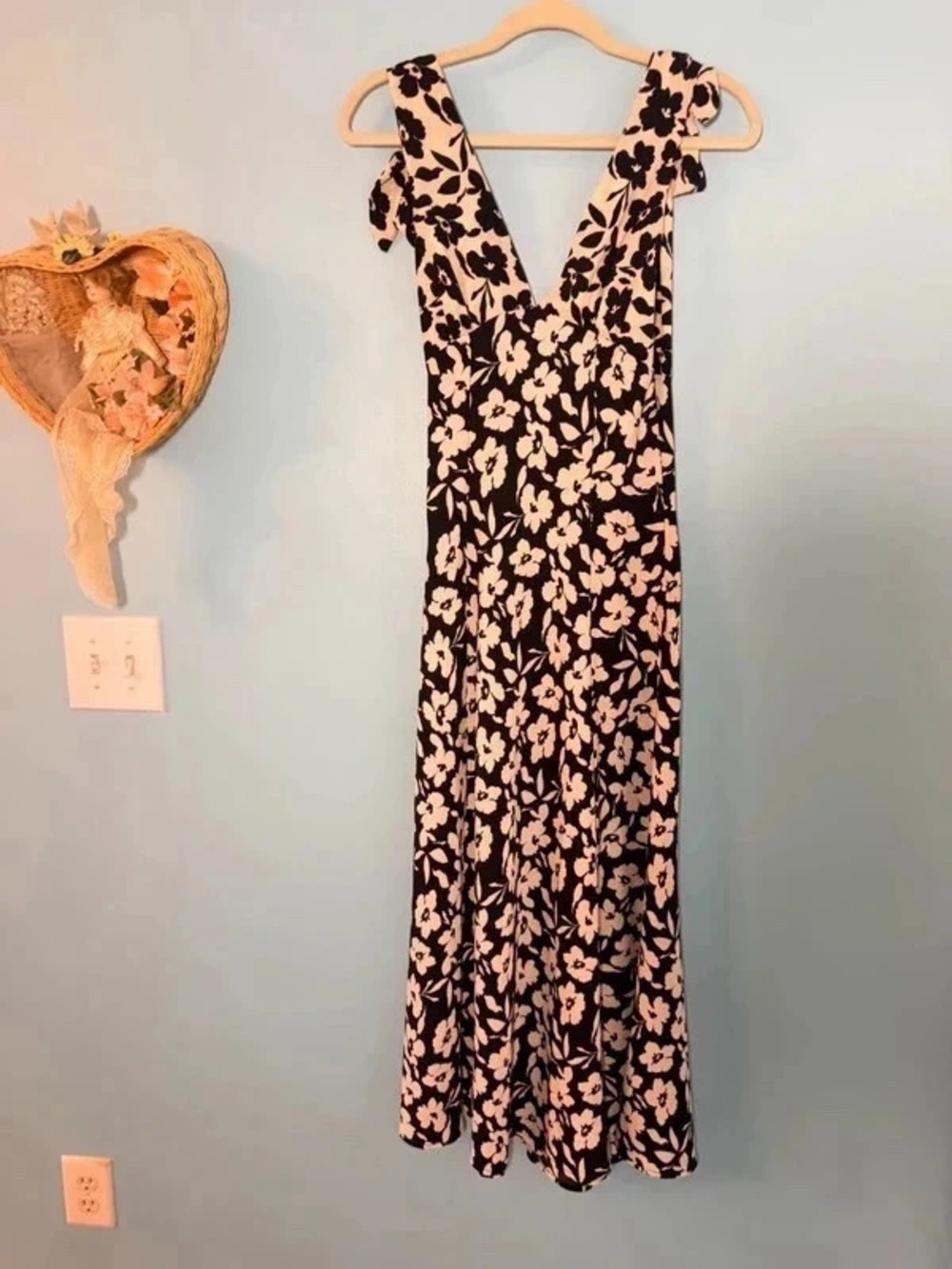 Vrg girl Black & Cream Floral Maxi Dress, size S